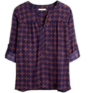 Skies Are Blue York Tile Roll Tab 3/4 Sleeve Split V Neck Blouse Top Shirt